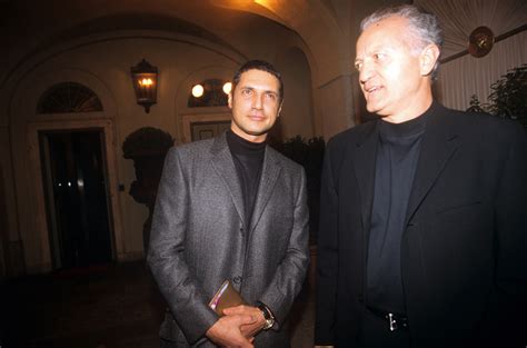 compleanno gianni versace|gianni versace partner.